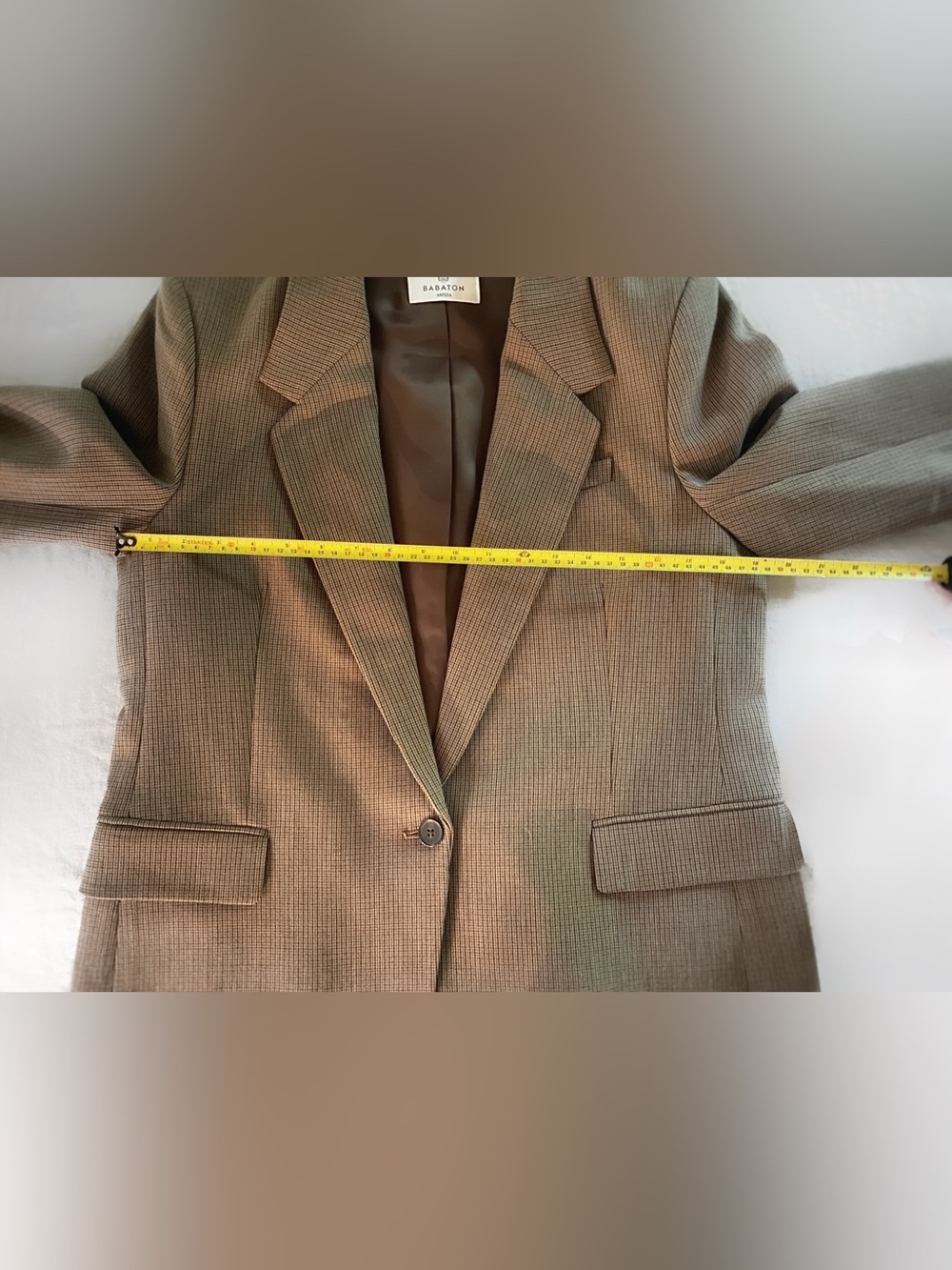 Aritzia Babaton Blazer - Producer - Picture 8 of 13